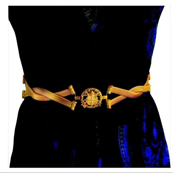William De Lillo gold plated  Shield belt 1970’s collectible unique 29” - Picture 1 of 13